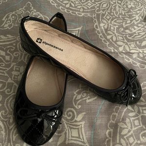 Brand new patent leather flats